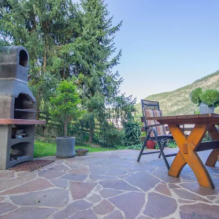 Waldner By Interhome 木屋